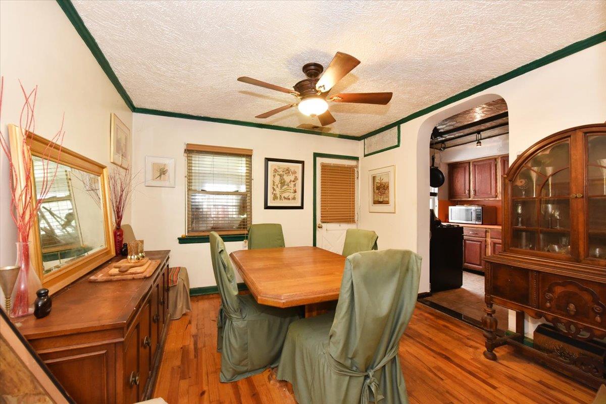 #5 photo, 102-35 187th Street, Hollis , NY 11423