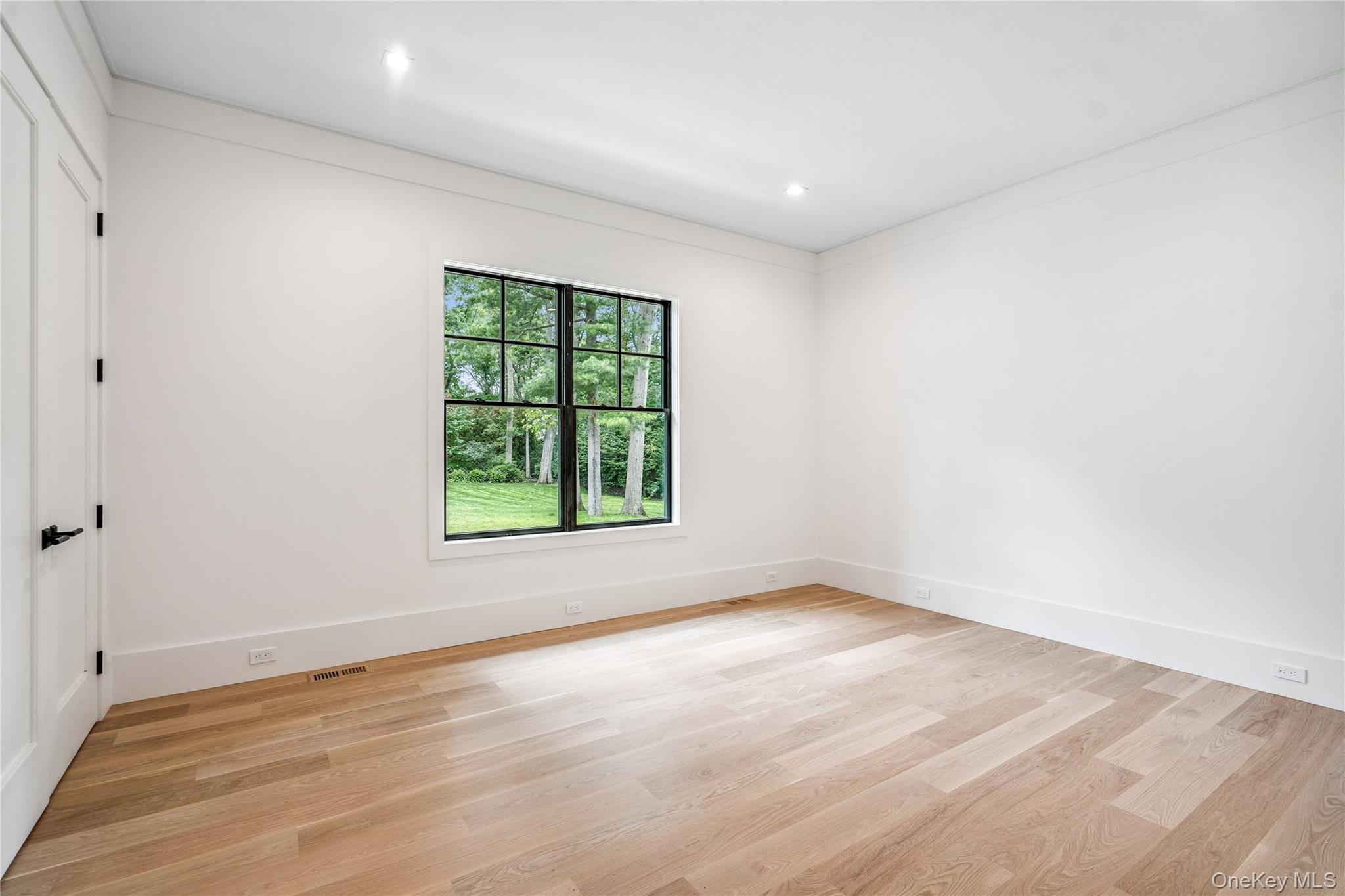 #13 photo, 63 Fruitledge Road, ナッソー郡 Brookville , NY 11545