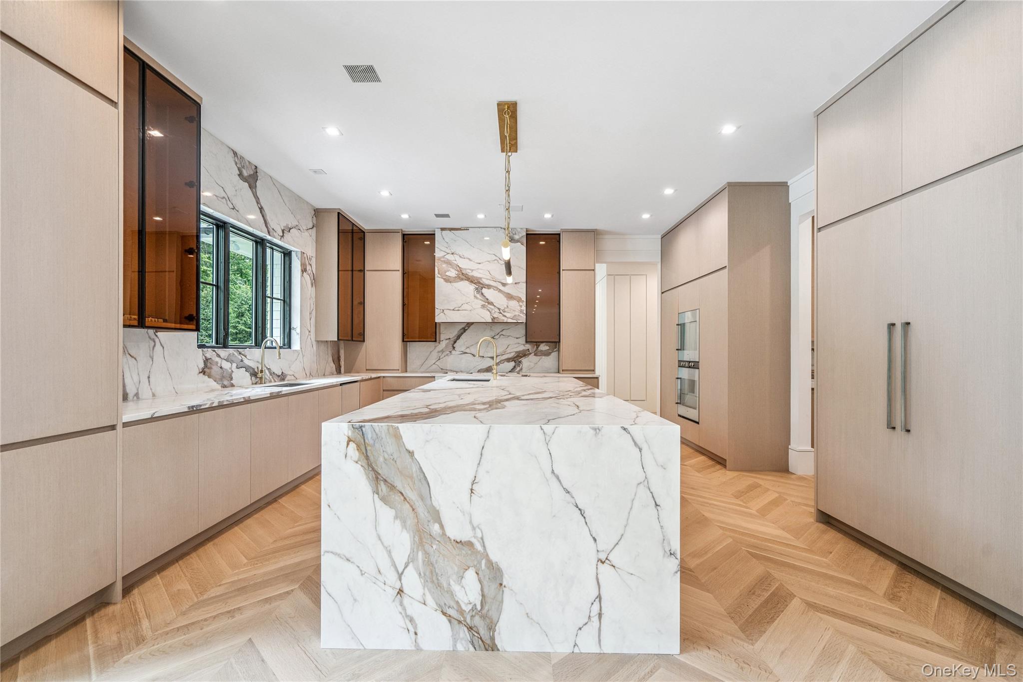 #6 photo, 63 Fruitledge Road, ナッソー郡 Brookville , NY 11545