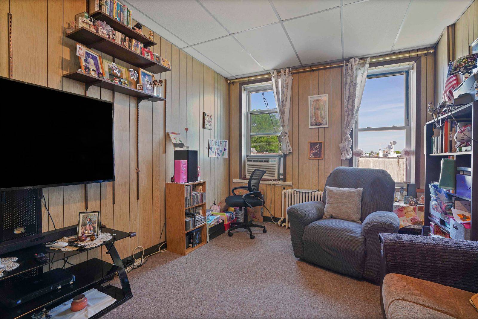 #24 photo, 67-03  Myrtle Ave, クイーンズ区 NY , NY 11385