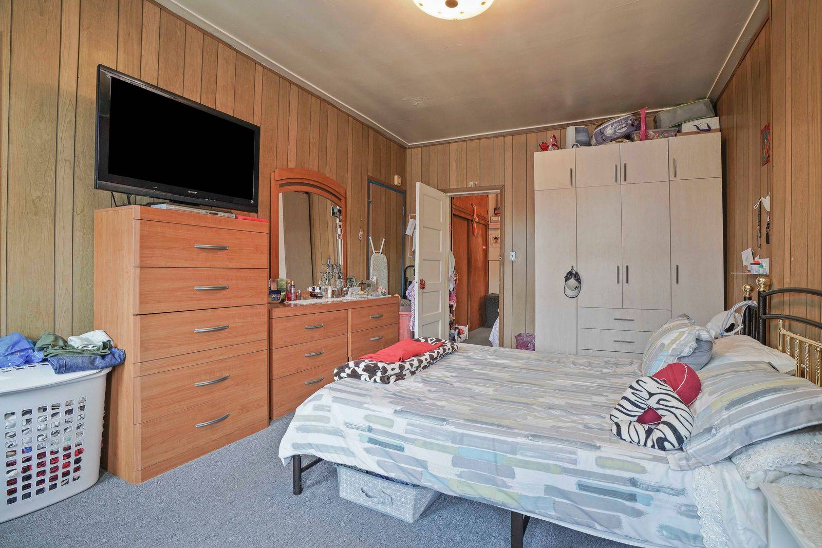 #29 photo, 67-03  Myrtle Ave, クイーンズ区 NY , NY 11385