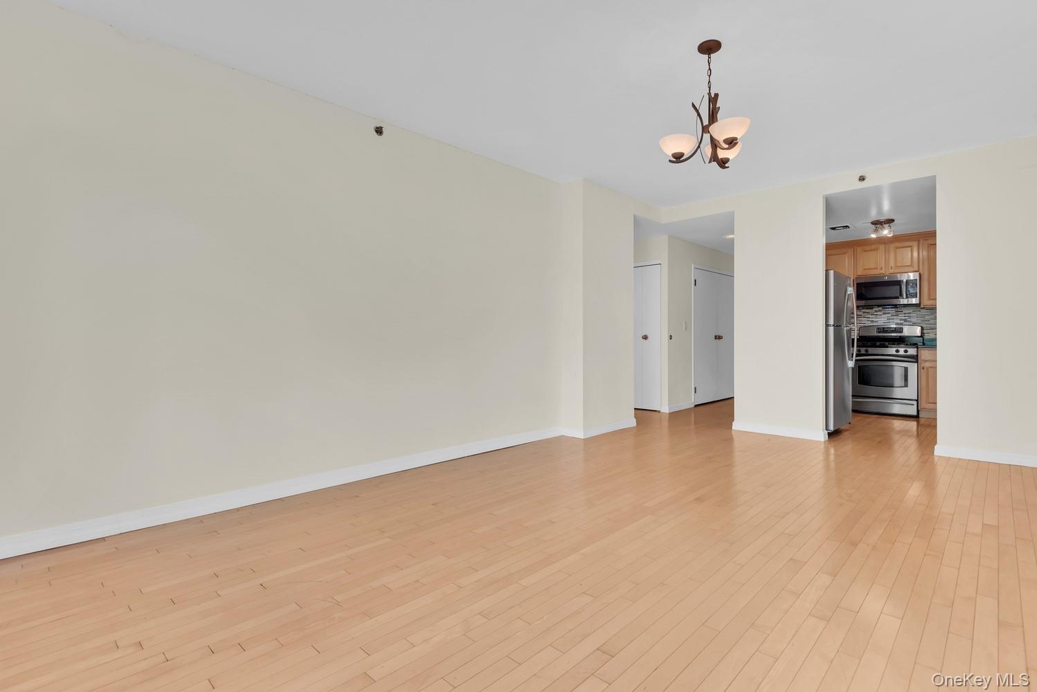 #7 photo, 3625 Oxford Avenue, ブロンクス区 Bronx , NY 10463