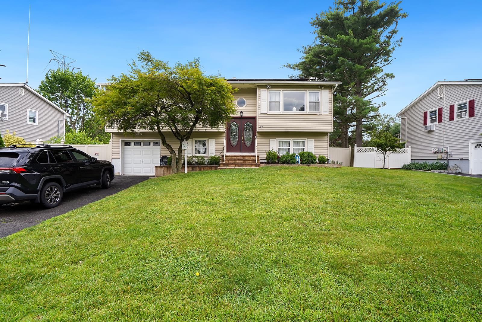 #1 photo, 49 Morton Street, Garnerville , NY 10923