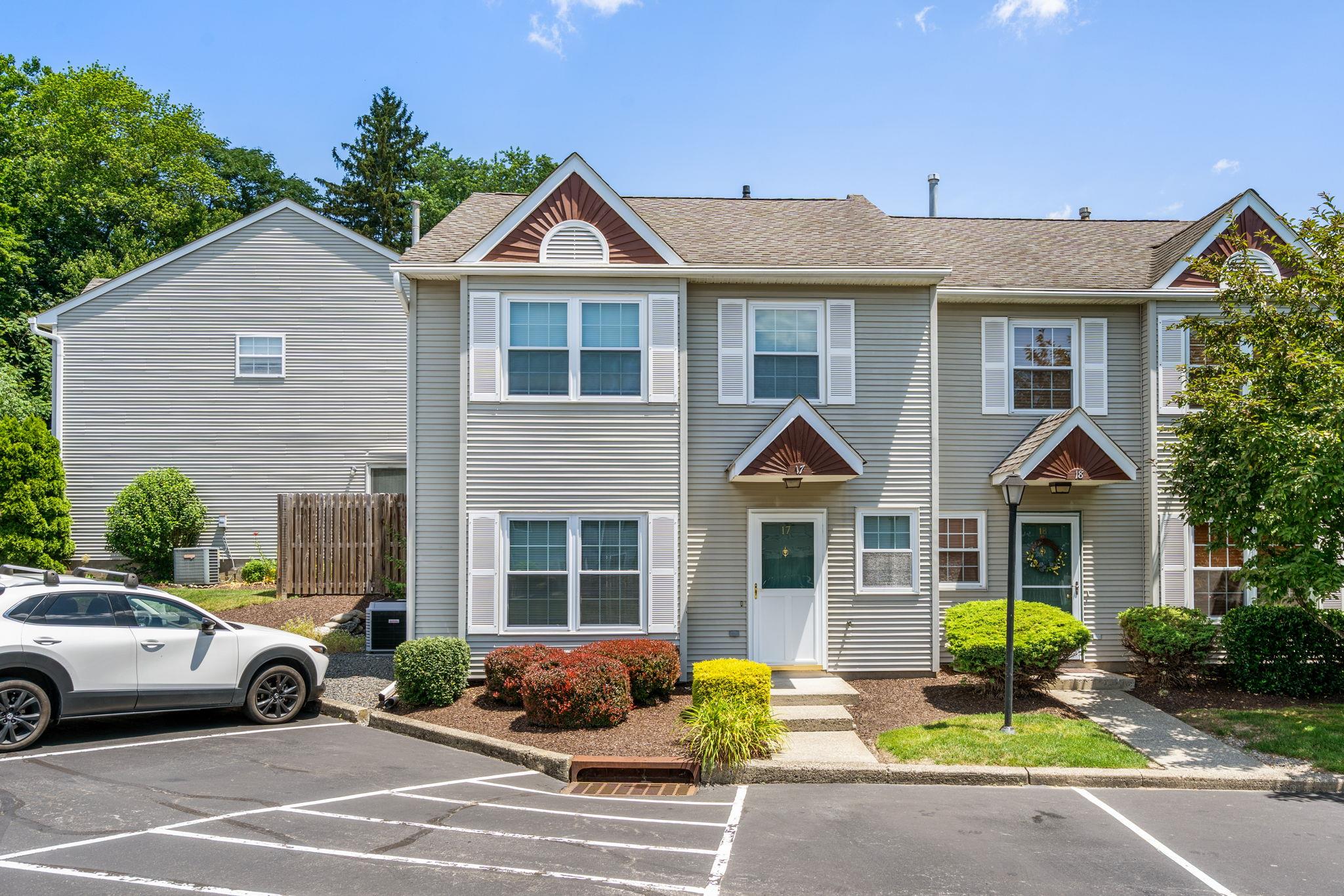 #1 photo, 256 Quassaick Avenue, New Windsor , NY 12553