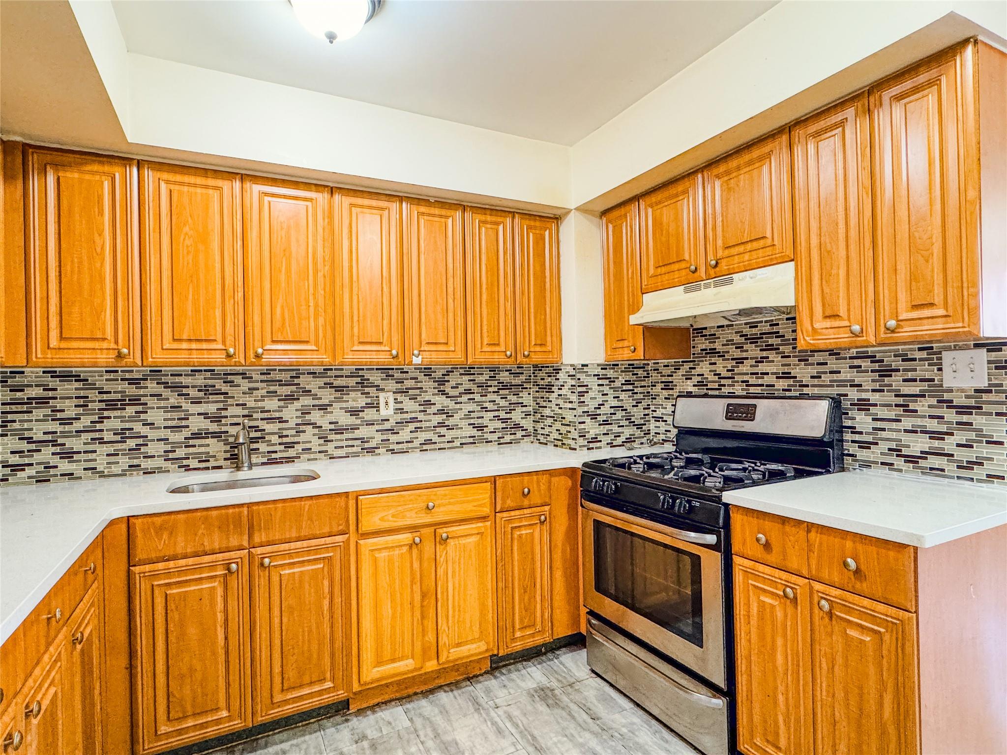 #17 photo, 10105 81st Street, Ozone Park , NY 11416