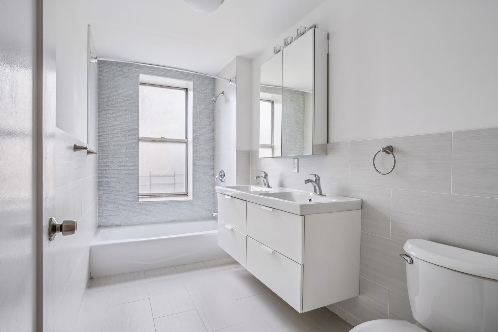 #7 photo, 811 WALTON Avenue, ブロンクス区 Concourse , NY 10451