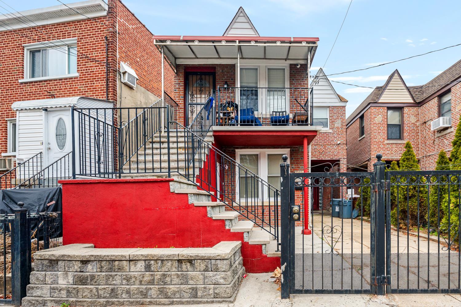 #1 photo, 989 Sacket Avenue, Bronx , NY 10462