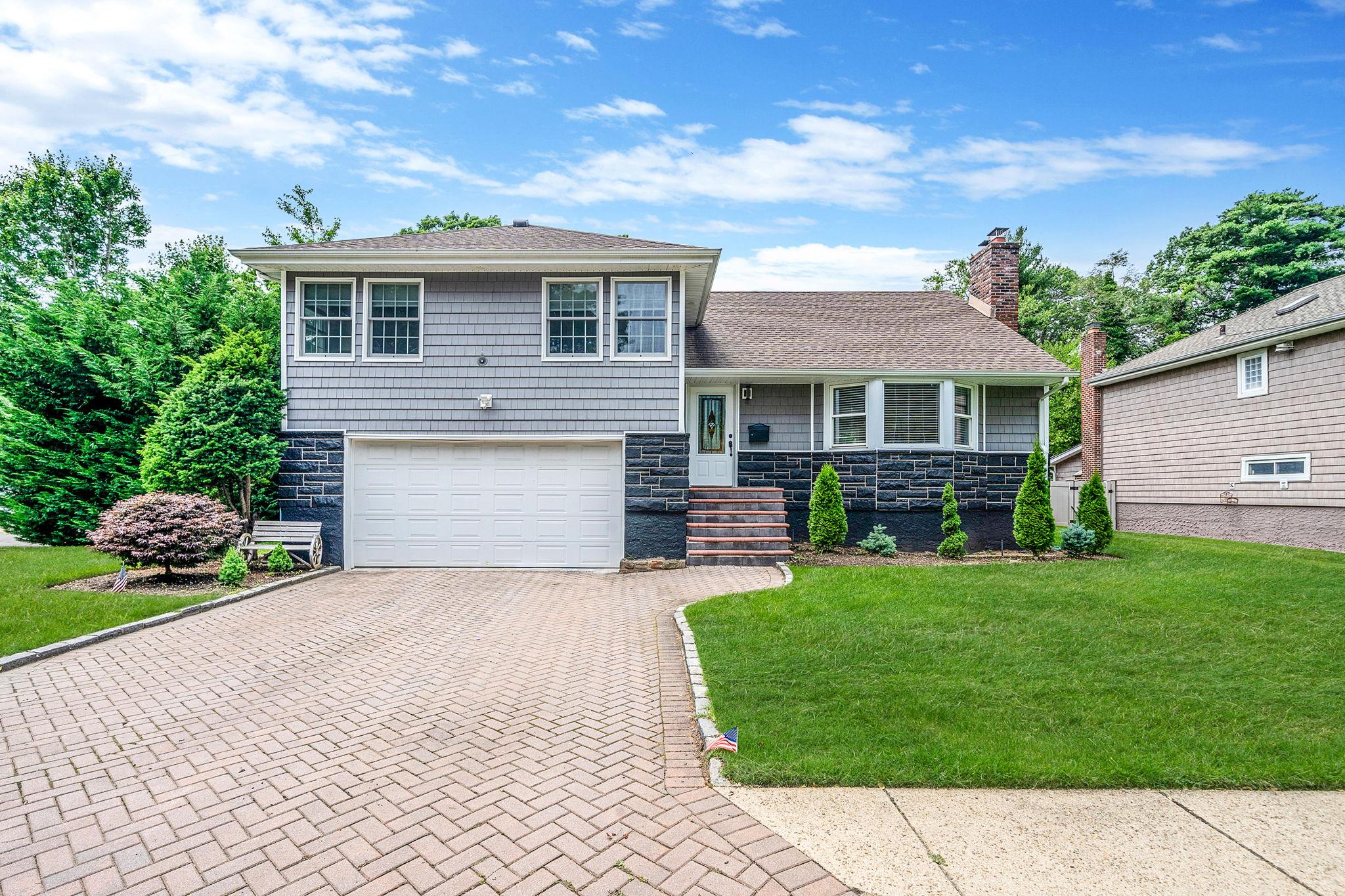 #1 photo, 5 Pickett Court, 長島 Malverne , NY 11565