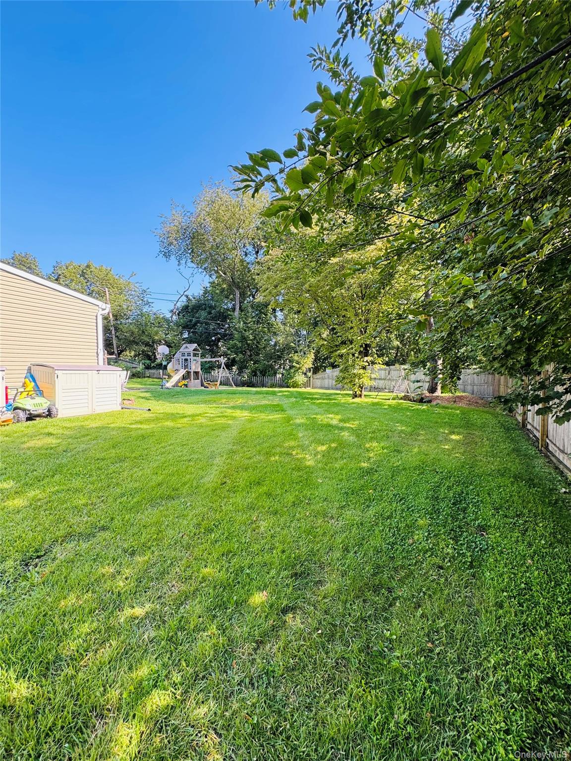 #13 photo, 110 Roxbury Drive, サフォーク郡 Commack , NY 11725