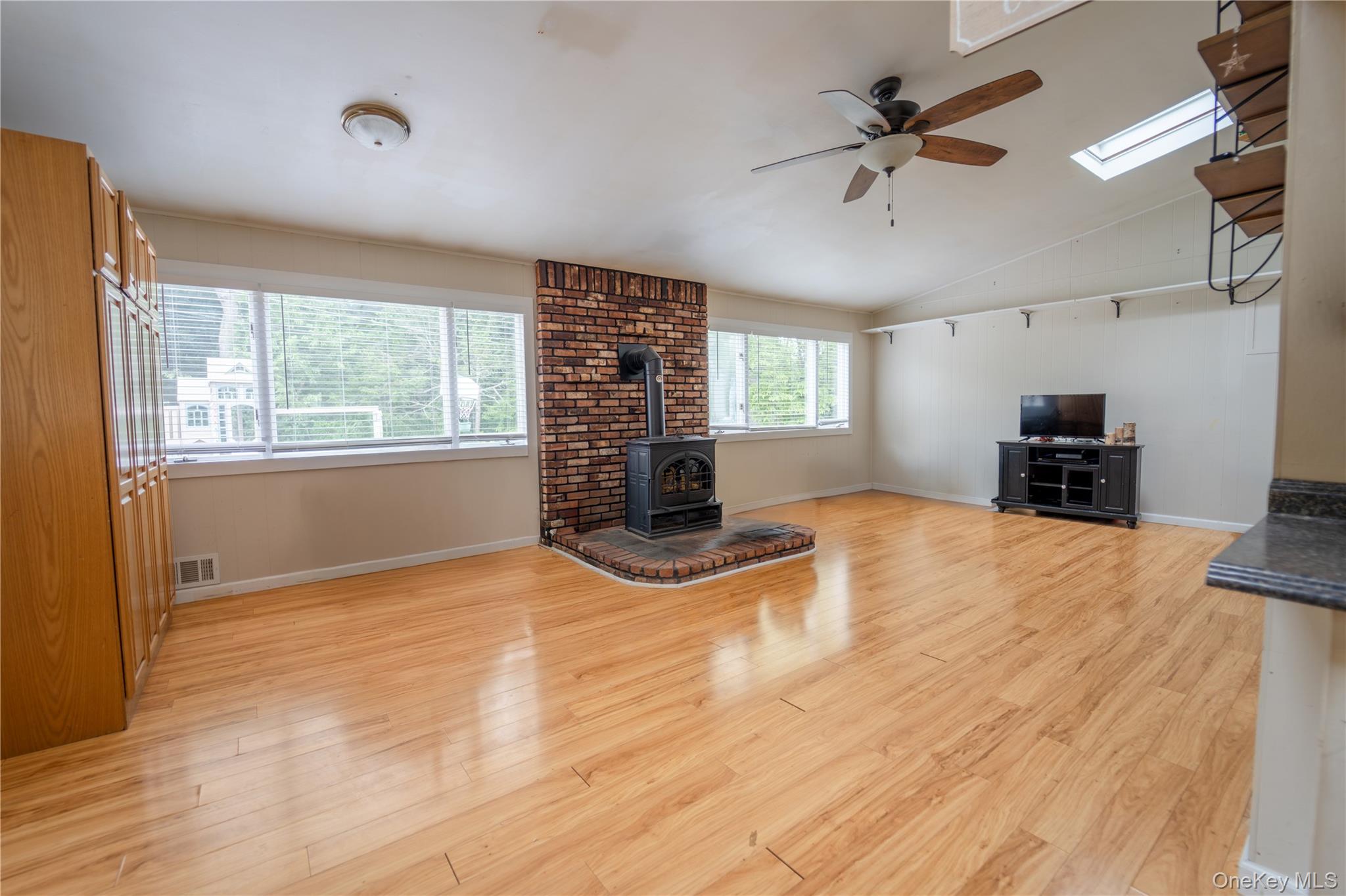 #15 photo, 110 Roxbury Drive, サフォーク郡 Commack , NY 11725