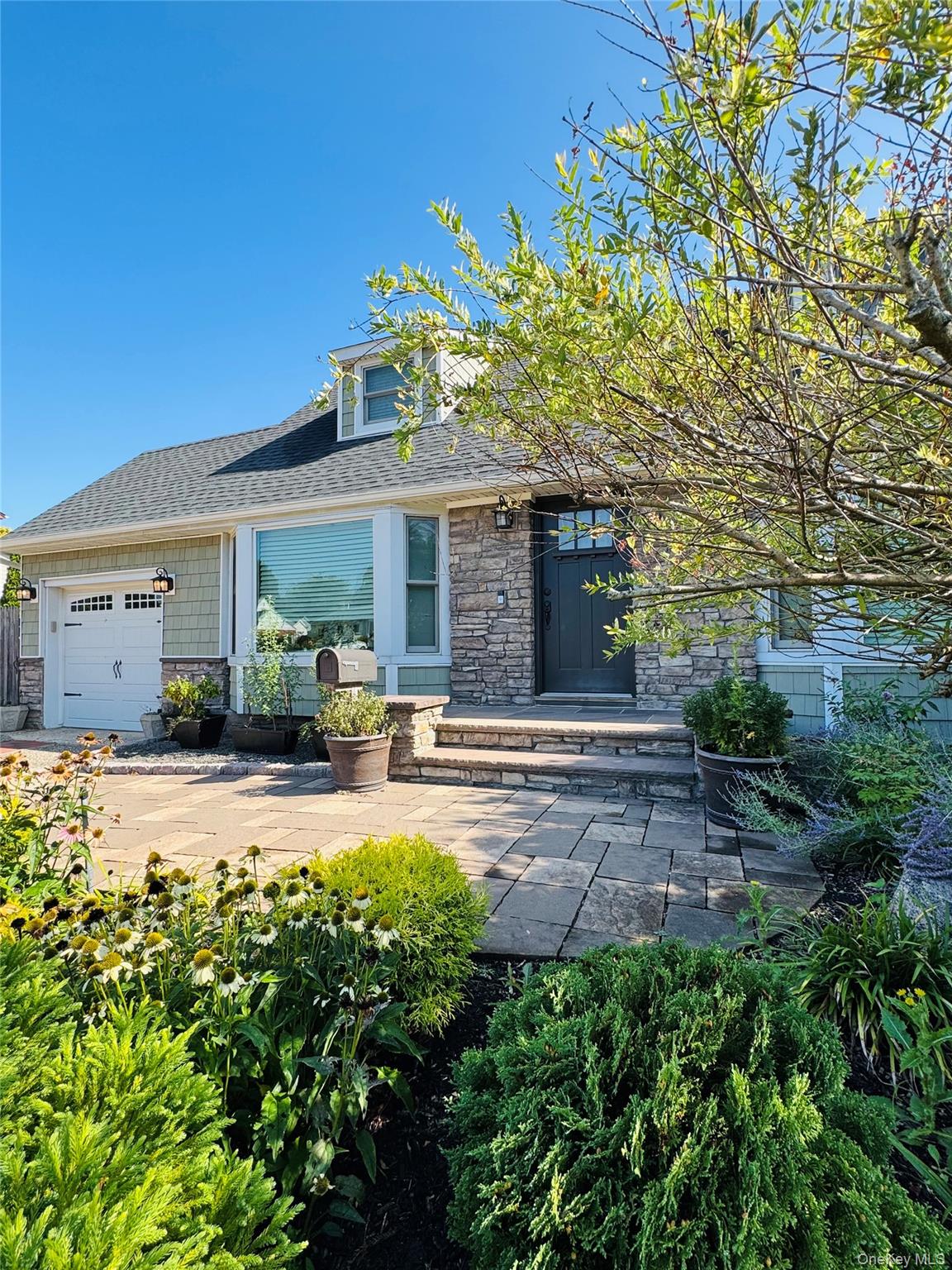 #3 photo, 110 Roxbury Drive, サフォーク郡 Commack , NY 11725