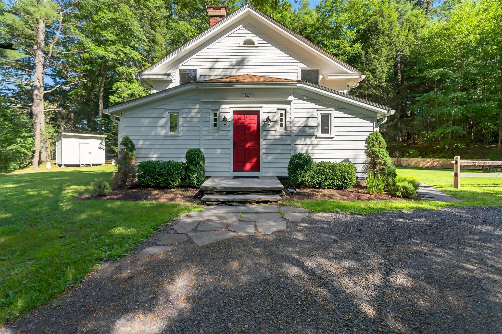 #1 photo, 62 Guymard Turnpike, Godeffroy , NY 12729