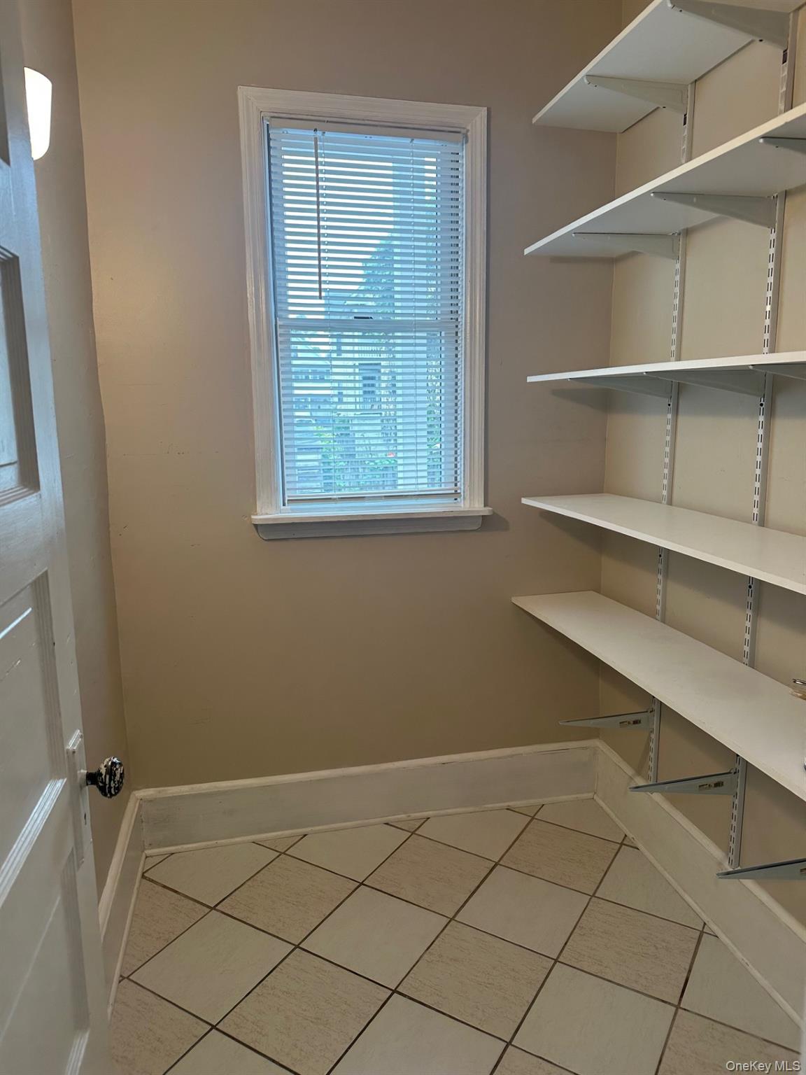 #4 photo, 24 Innis Avenue, Poughkeepsie , NY 12601