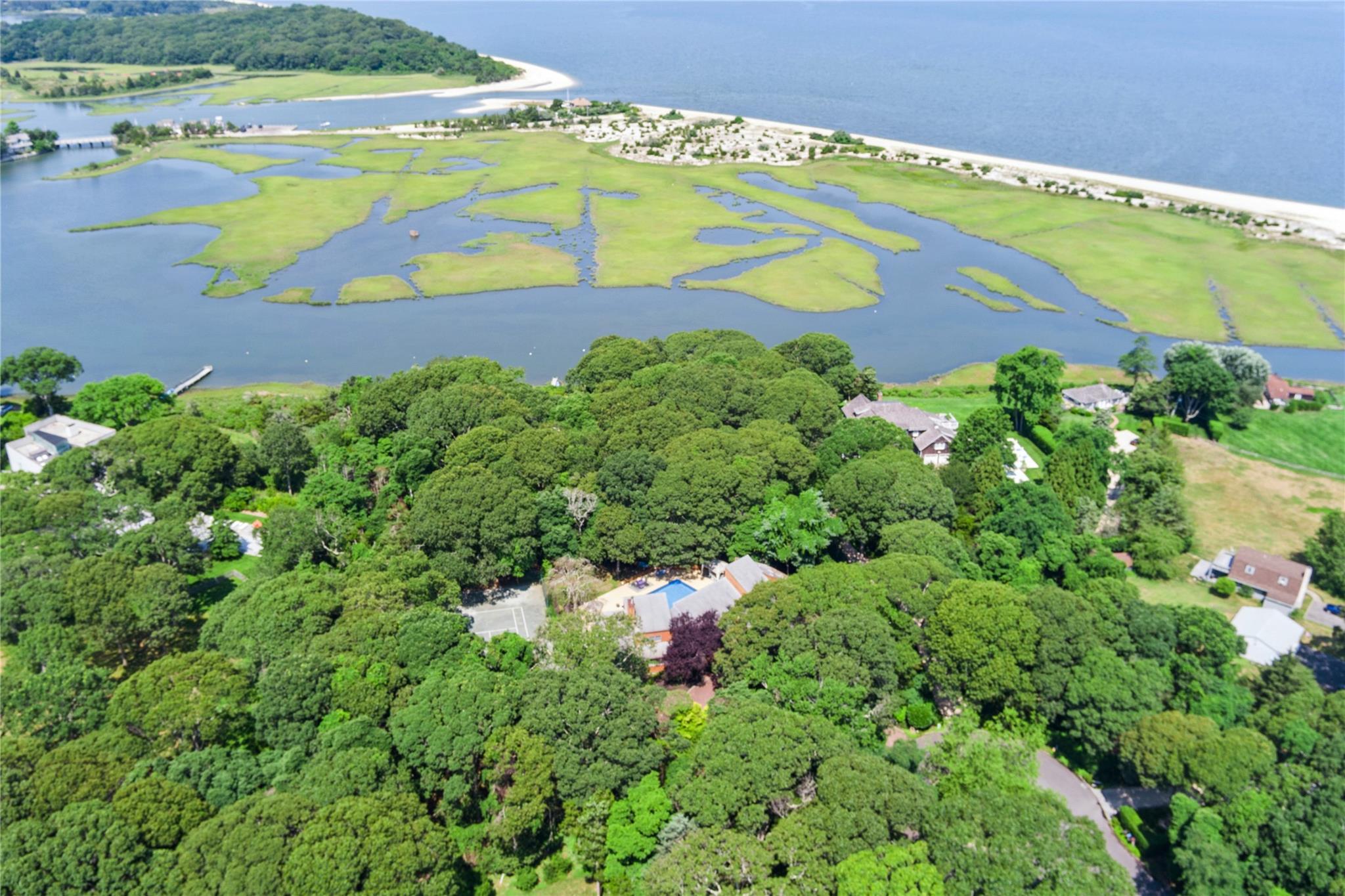 #1 photo, 61 Hidden Cove Court, Southampton , NY 11968