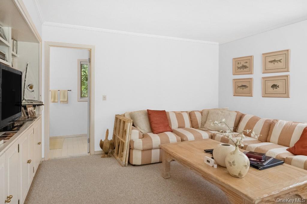 #10 photo, 61 Hidden Cove Court, サフォーク郡 Southampton , NY 11968