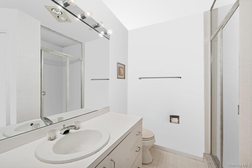 #18 photo, 61 Hidden Cove Court, サフォーク郡 Southampton , NY 11968