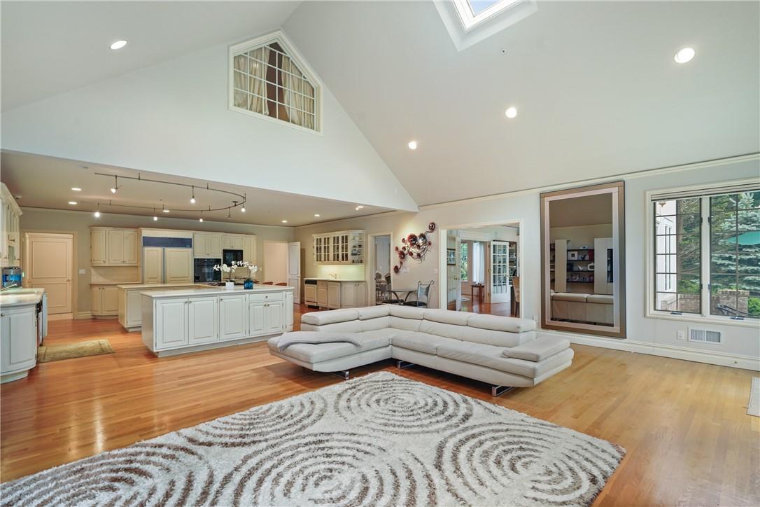 #9 photo, 9A Lincoln Woods, Purchase , NY 10577