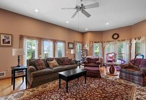 #10 photo, 3 Old Mastic Drive, 東長島 Mastic Beach , NY 11951