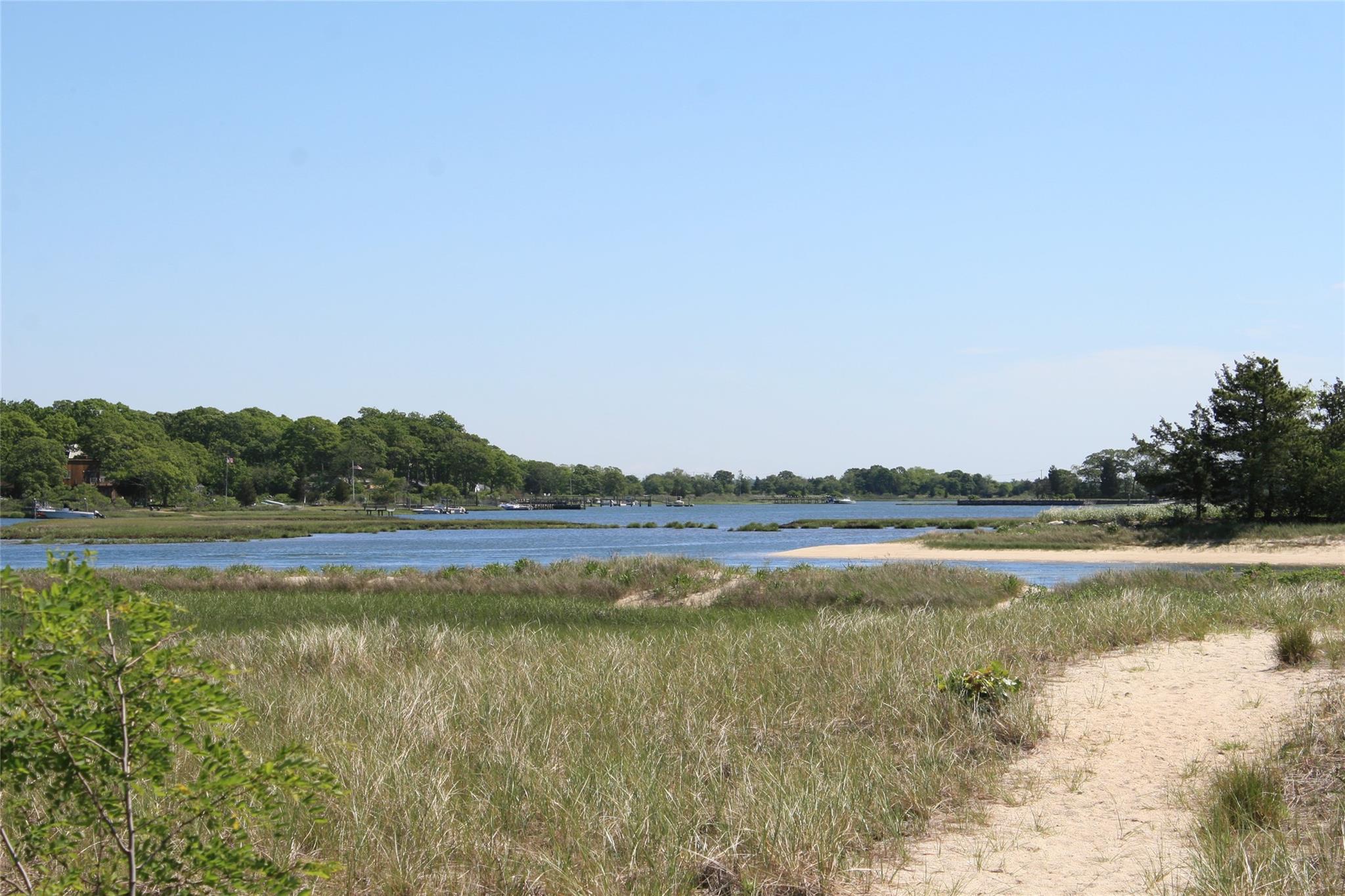 #17 photo, 275 Hamilton Avenue, サフォーク郡 Cutchogue , NY 11935