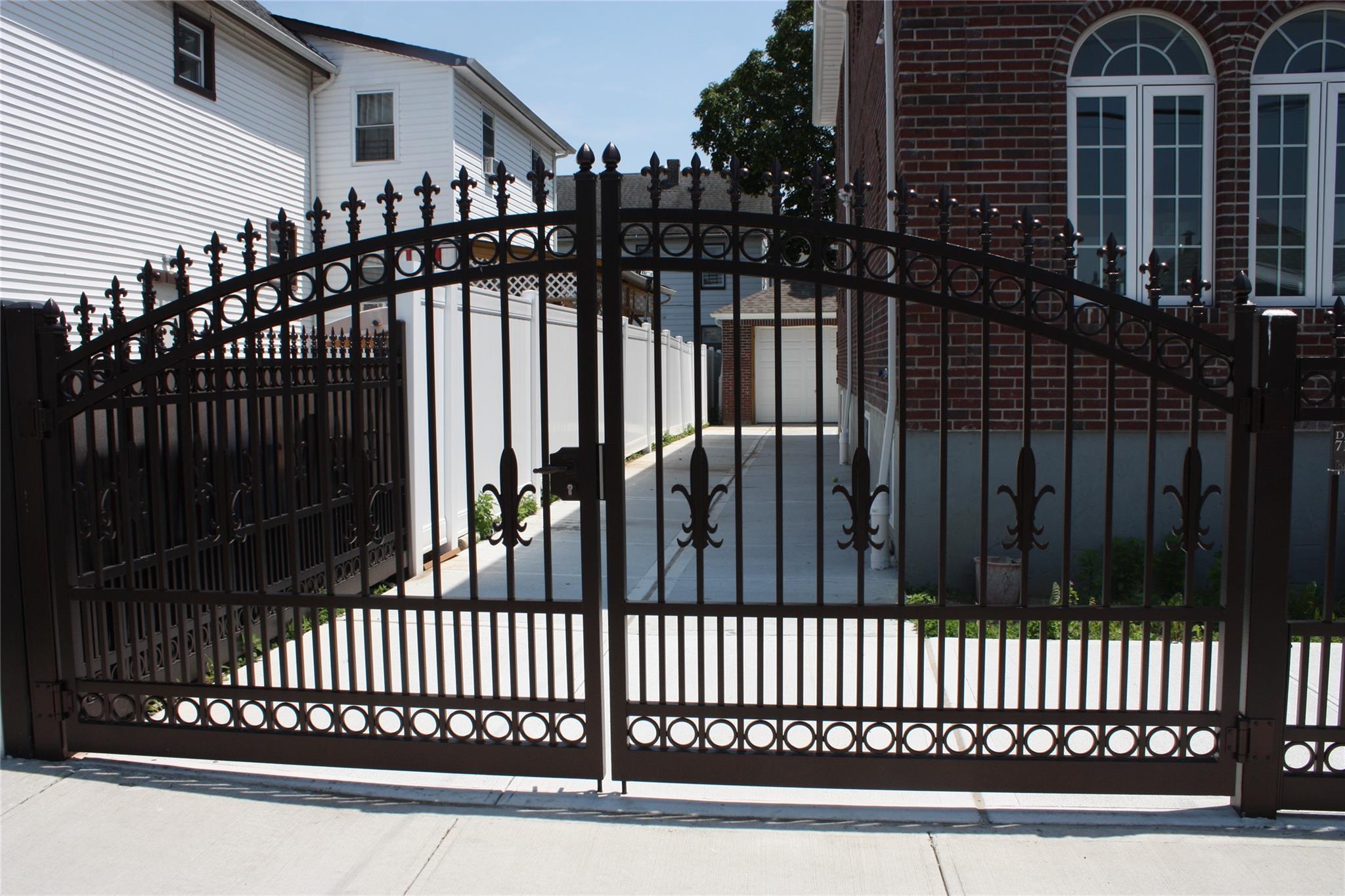 #18 photo, 15718 115th Road, クイーンズ区 Jamaica South , NY 11434