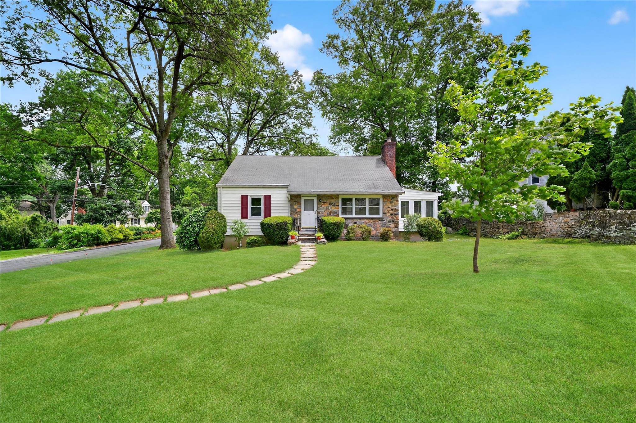 #1 photo, 22 Woodbrook Road, White Plains , NY 10605