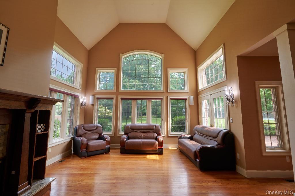 #10 photo, 637 S Mountain Road, New City , NY 10956