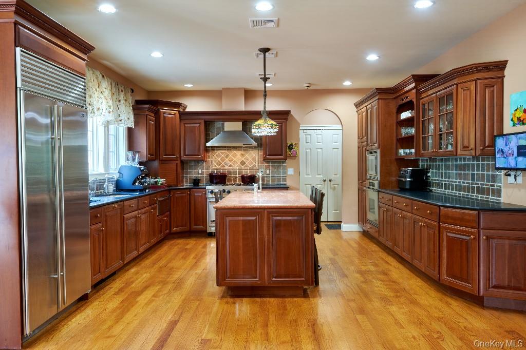 #12 photo, 637 S Mountain Road, New City , NY 10956