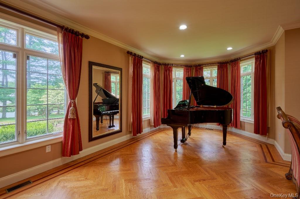 #7 photo, 637 S Mountain Road, New City , NY 10956