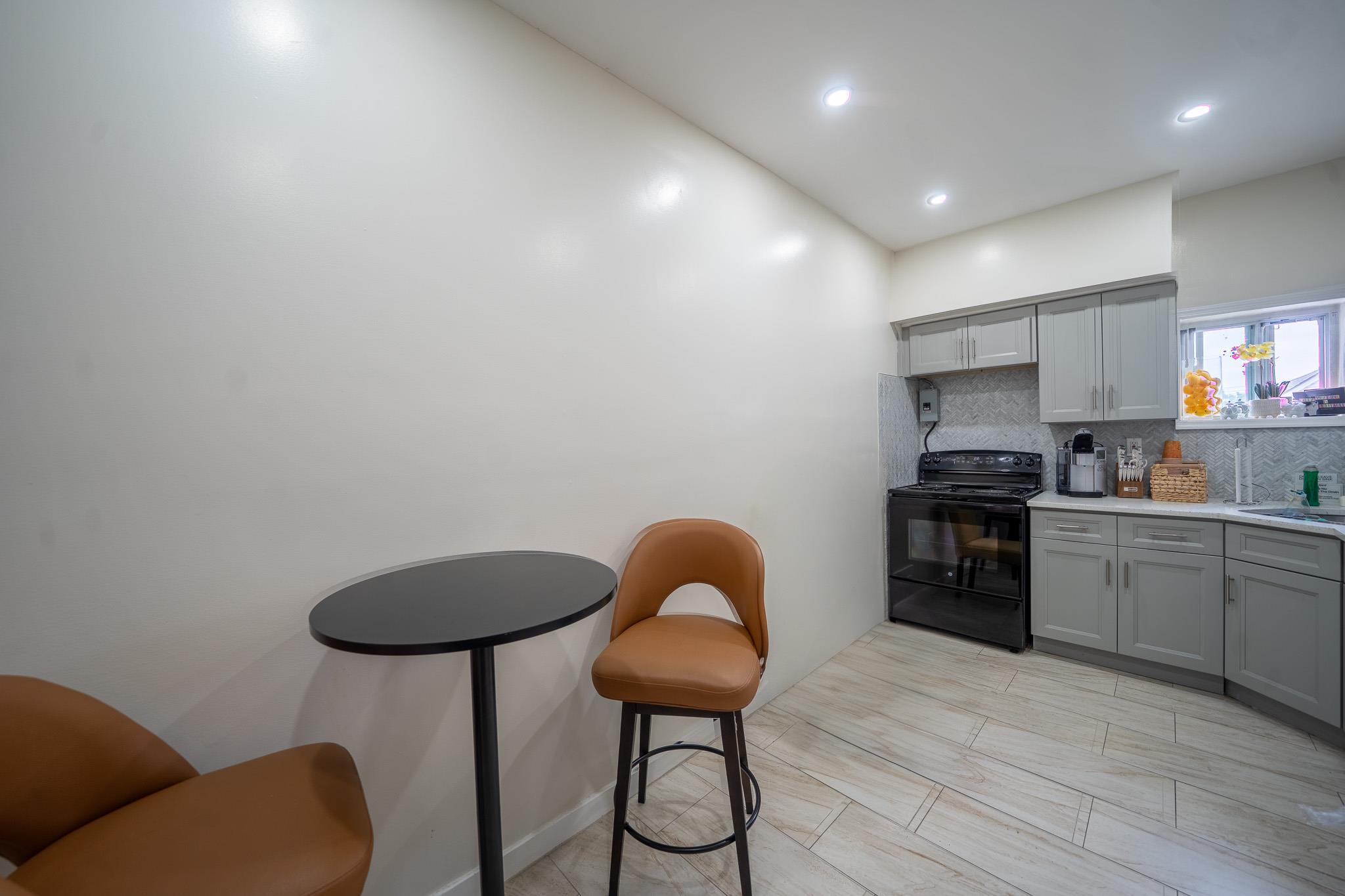 #17 photo, 10421 Lefferts Boulevard, クイーンズ区 Richmond Hill S. , NY 11419