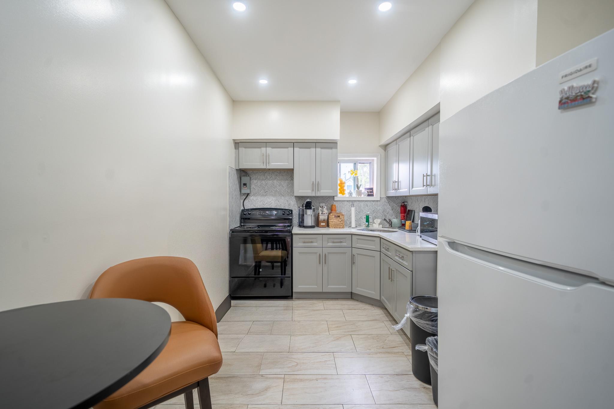 #19 photo, 10421 Lefferts Boulevard, クイーンズ区 Richmond Hill S. , NY 11419