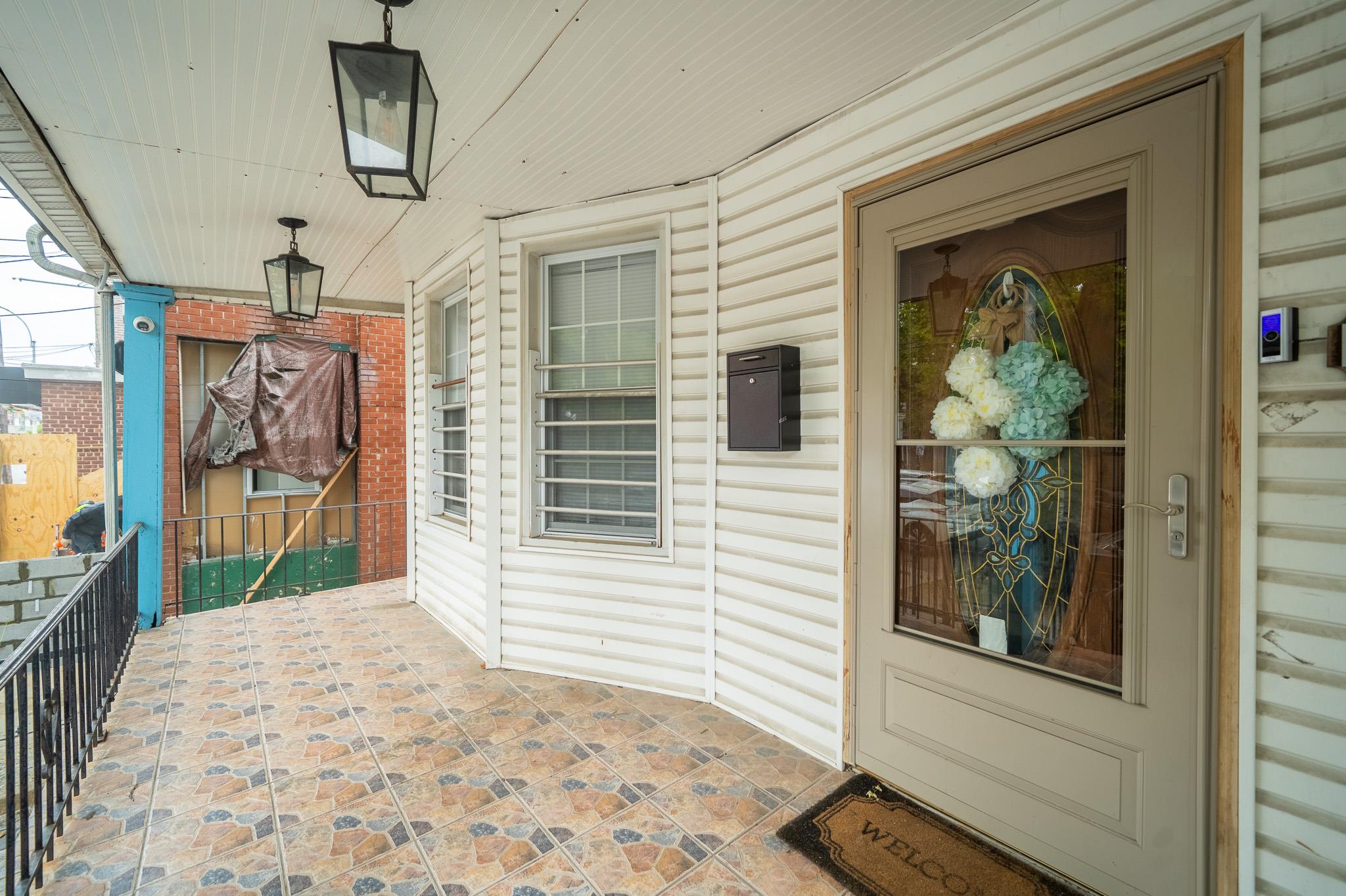 #3 photo, 10421 Lefferts Boulevard, クイーンズ区 Richmond Hill S. , NY 11419