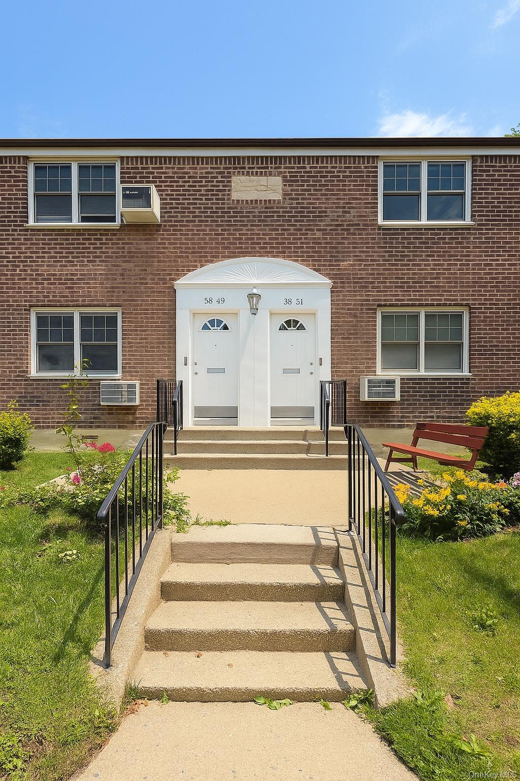 #1 photo, 58-49 251st Street, Little Neck , NY 11362