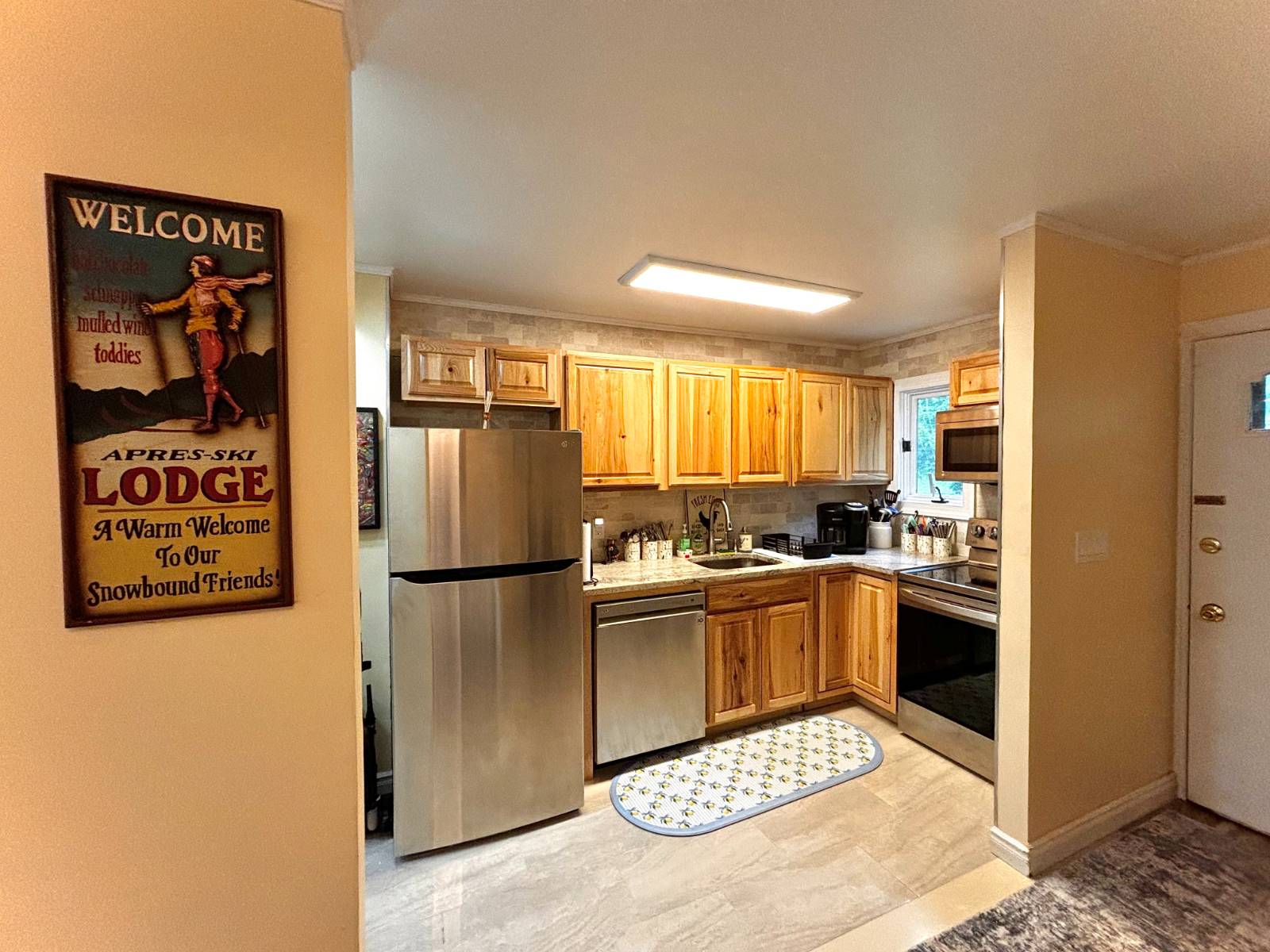 #7 photo, 72 hunter Drive, #L6, Hunter , NY 12442