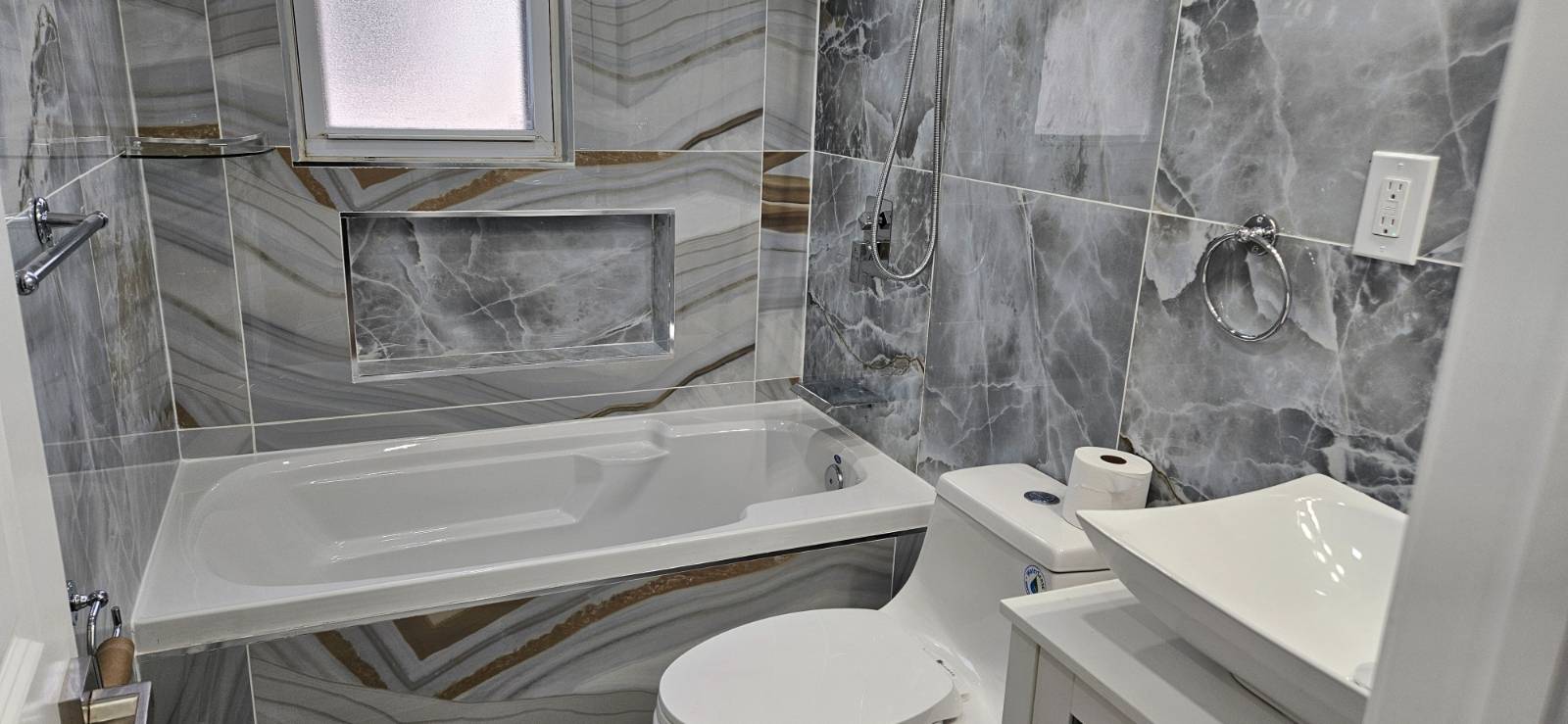 #16 photo, 118 ave & 202 st, クイーンズ区 St. Albans , NY 11412