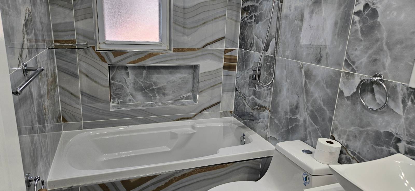 #17 photo, 118 ave & 202 st, クイーンズ区 St. Albans , NY 11412