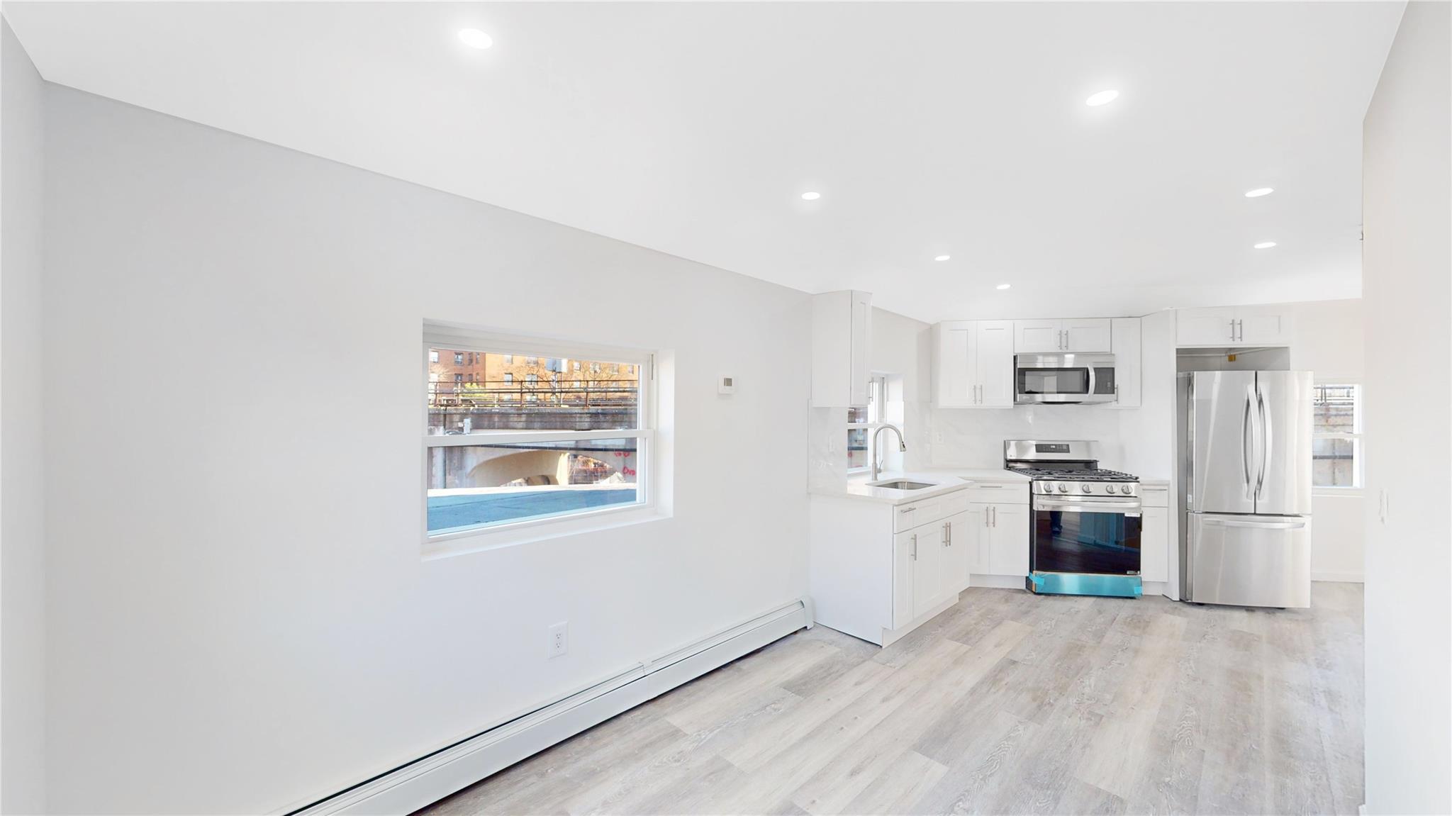 #12 photo, 308 Beach 86th Street, クイーンズ区 Far Rockaway , NY 11693