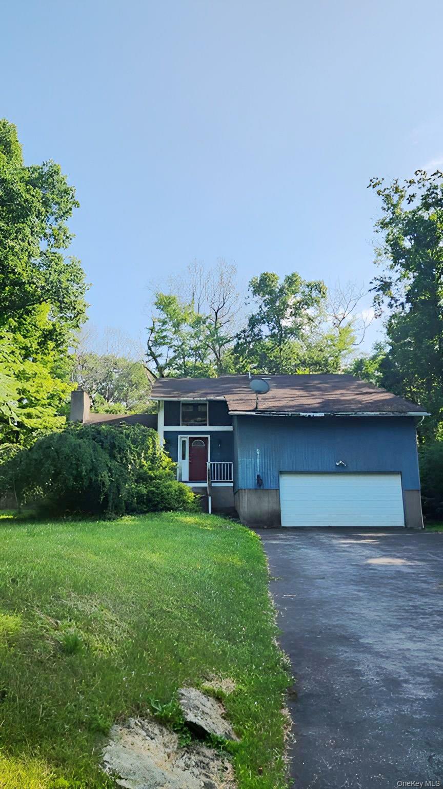 #3 photo, 6 White Oaks Road, Hyde Park , NY 12538