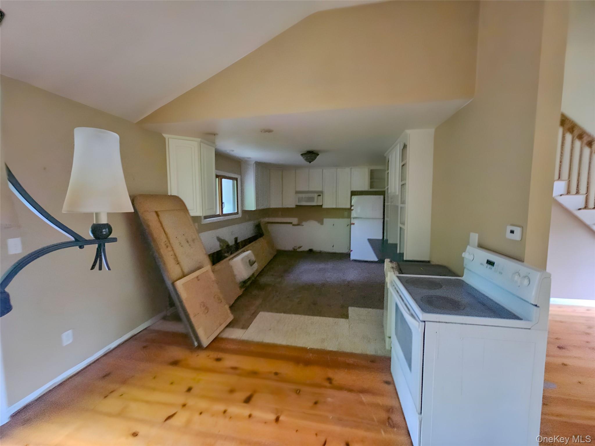 #9 photo, 6 White Oaks Road, Hyde Park , NY 12538