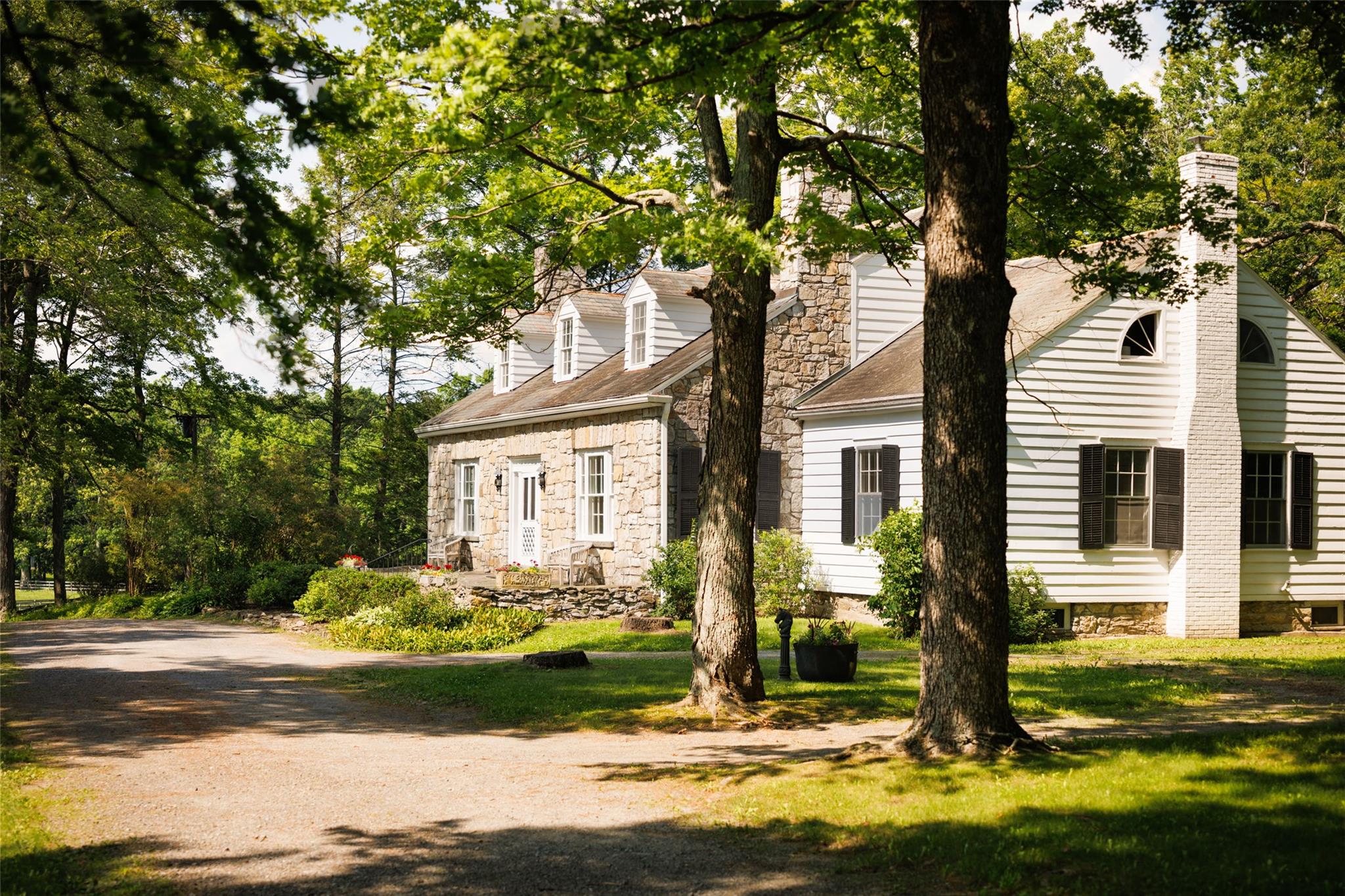 #1 photo, 33 Scott Road, Hudson , NY 12534