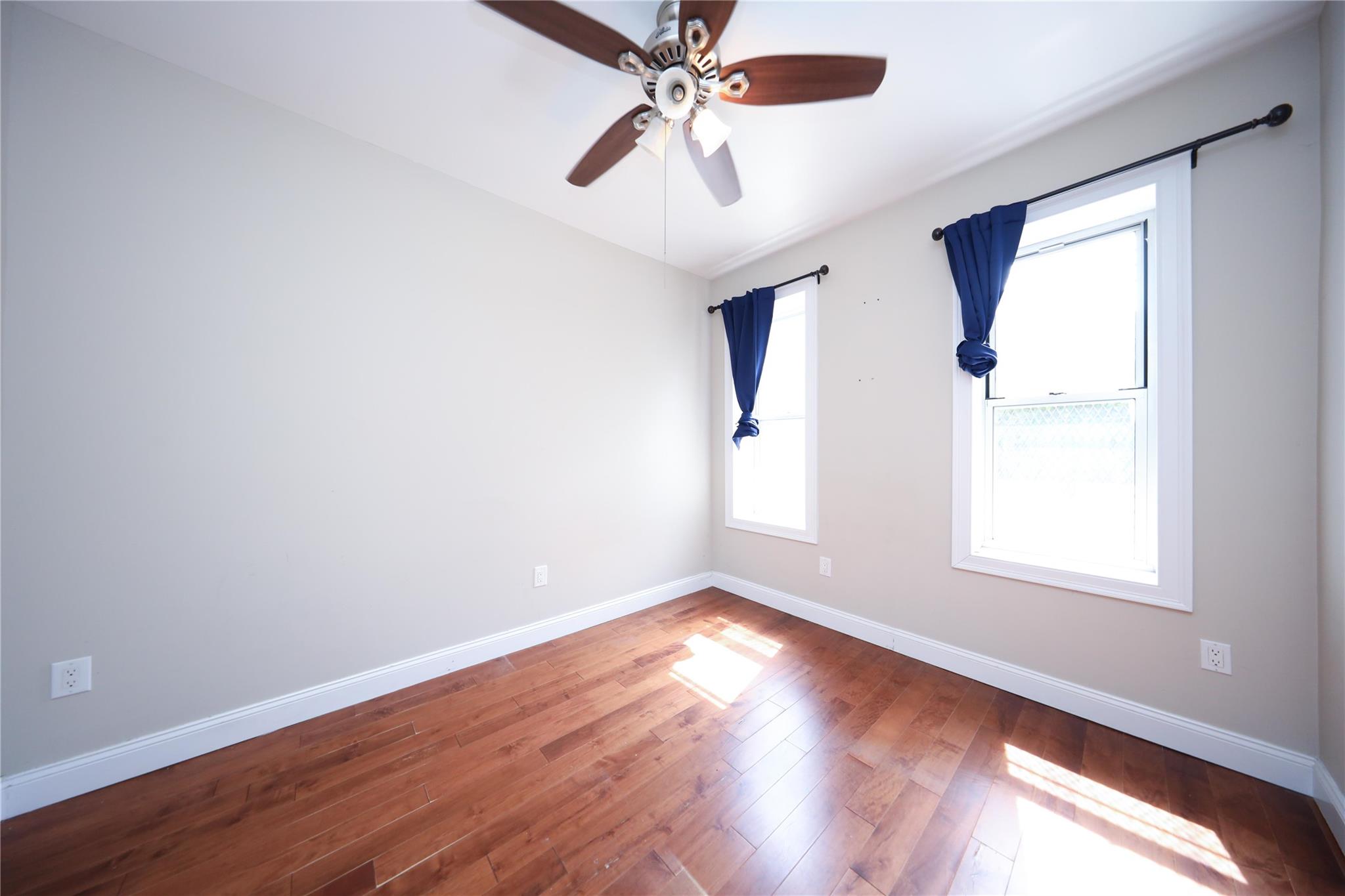 #12 photo, 2132 E 13th Street, 布鲁克林 Brooklyn , NY 11229