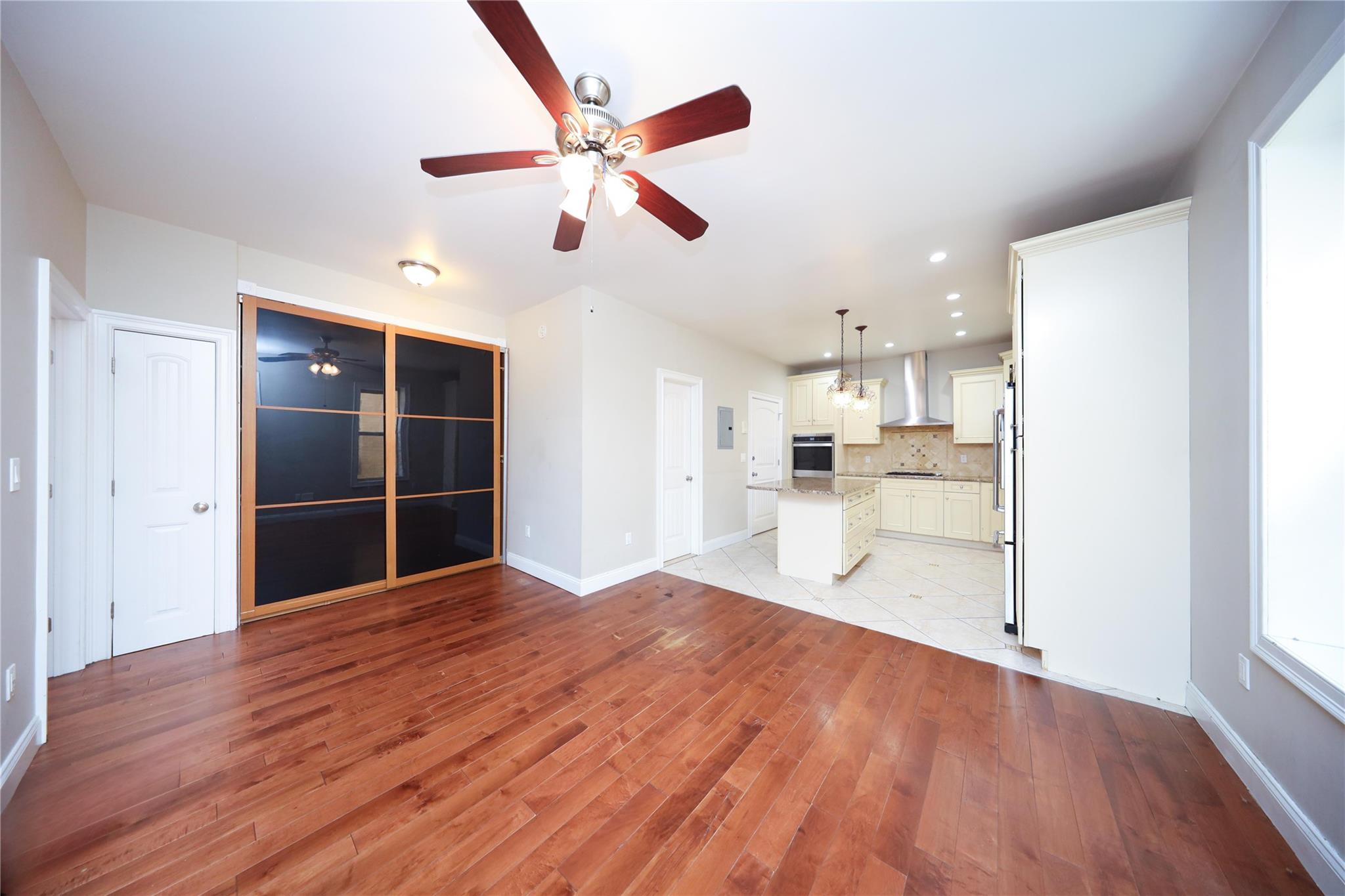 #14 photo, 2132 E 13th Street, 布鲁克林 Brooklyn , NY 11229