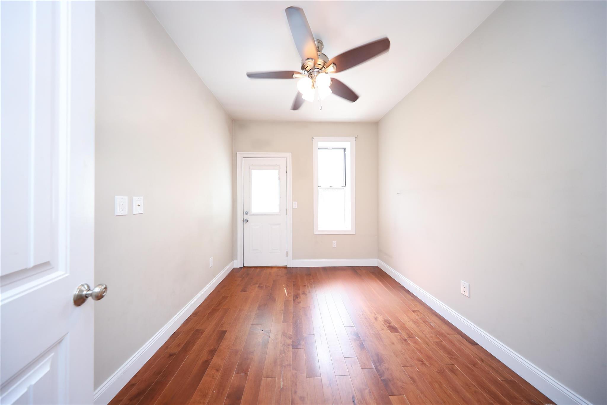 #15 photo, 2132 E 13th Street, 布鲁克林 Brooklyn , NY 11229