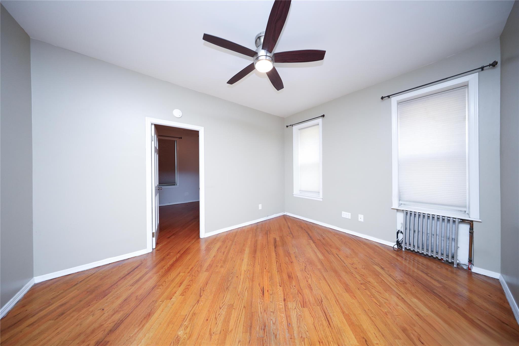 #6 photo, 2132 E 13th Street, 布鲁克林 Brooklyn , NY 11229