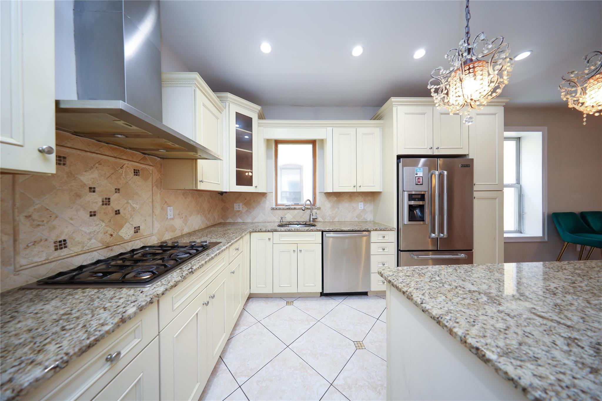 #9 photo, 2132 E 13th Street, 布鲁克林 Brooklyn , NY 11229