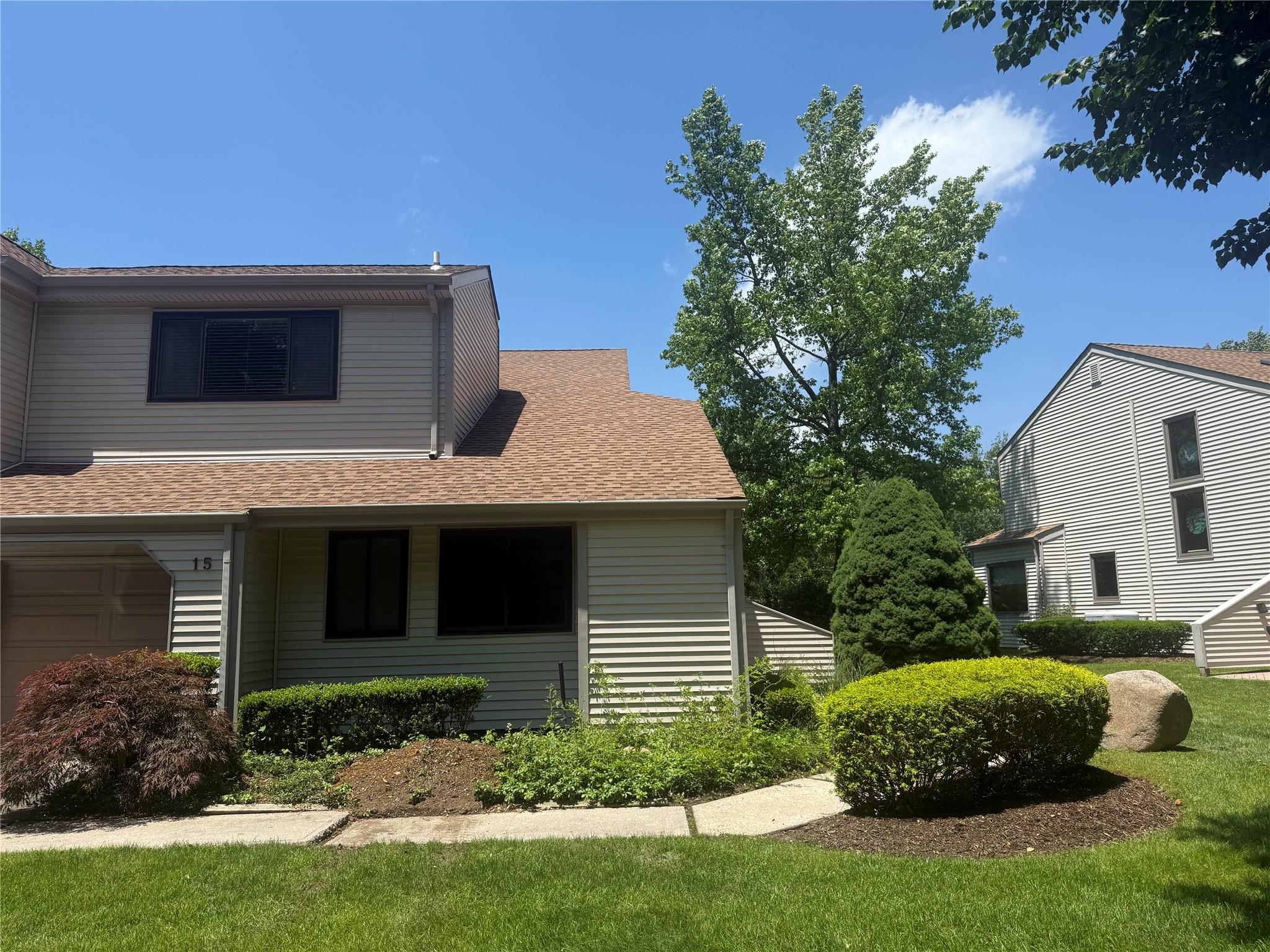 #1 photo, 15 Lakeridge Drive, Huntington , NY 11743
