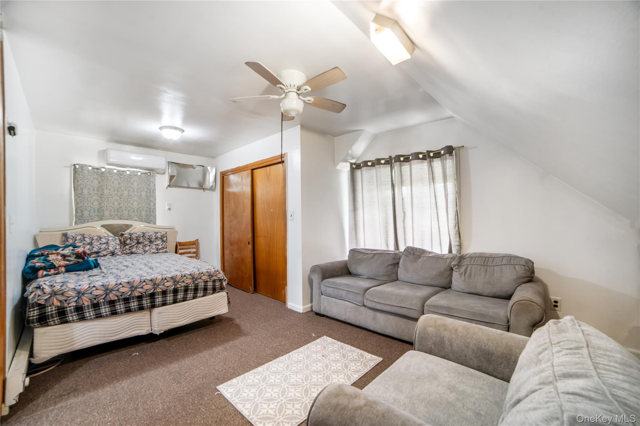 #11 photo, 81-56 264th Street, Glen Oaks , NY 11004