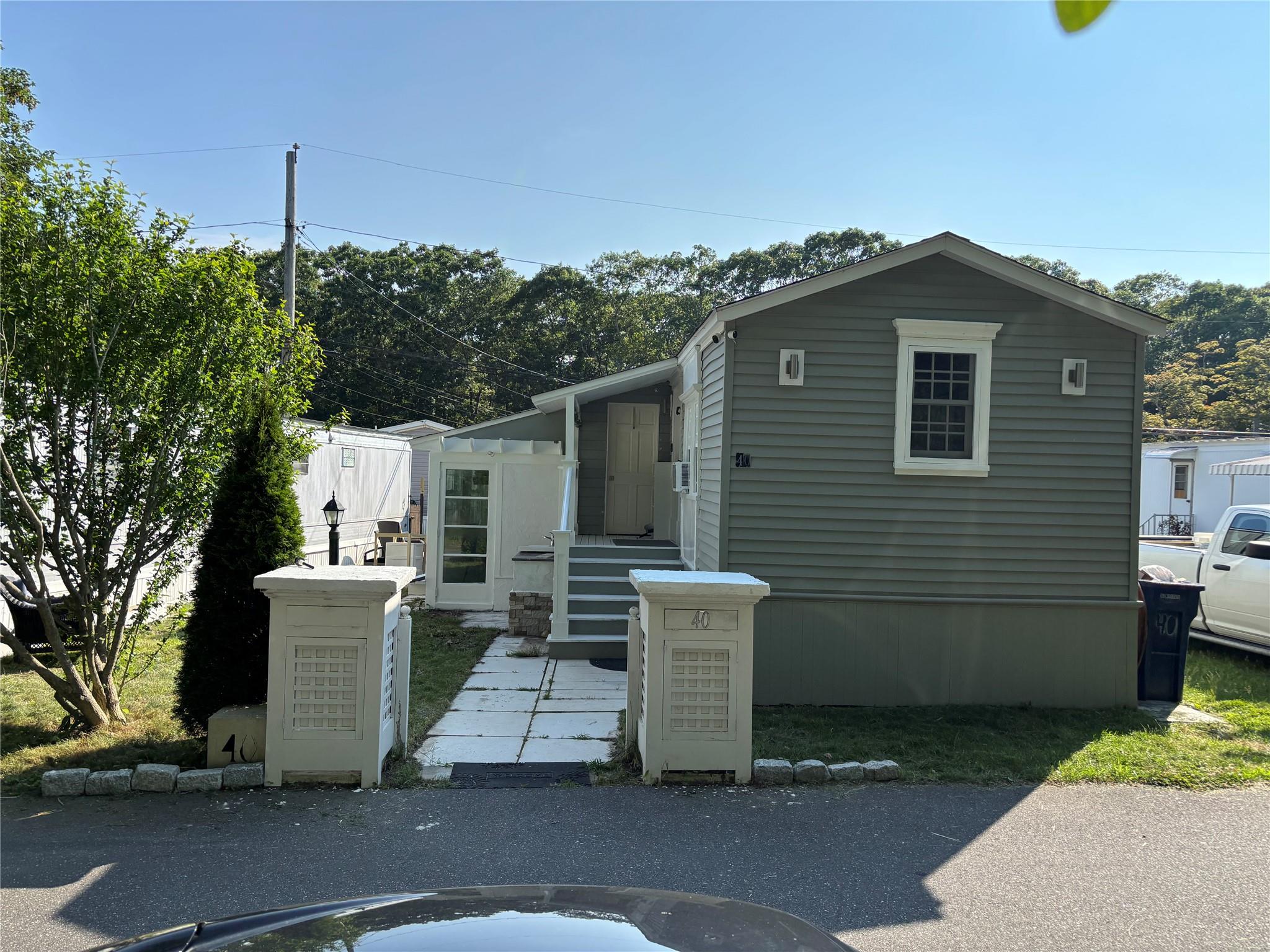 #1 photo, 620 Montauk Highway, Westhampton Beach , NY 11978