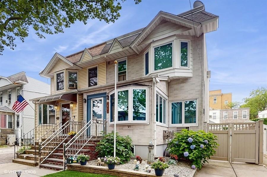 #1 photo, 77-52 76th Street, كوينز Glendale , NY 11385