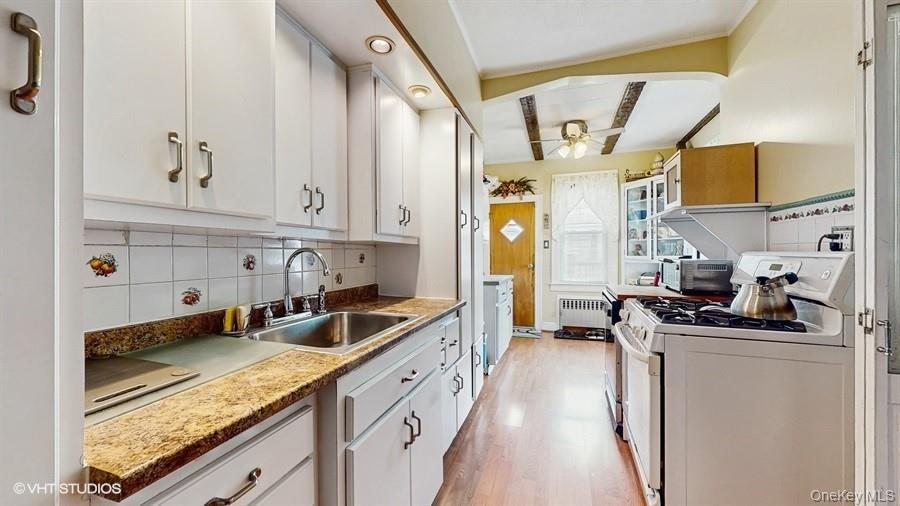 #6 photo, 77-52 76th Street, クイーンズ区 Glendale , NY 11385