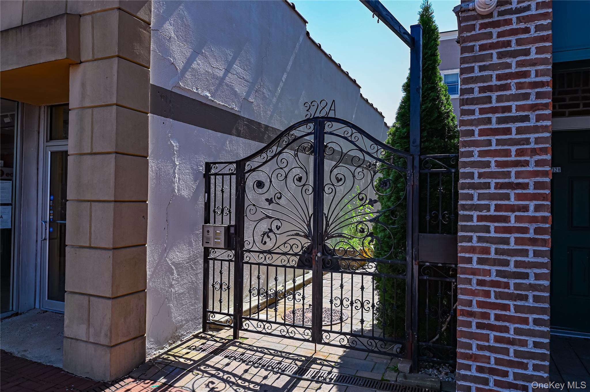 #2 photo, 328A Main Street, サフォーク郡 Huntington , NY 11743